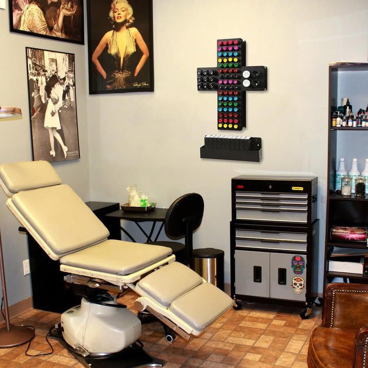 Tattoo Ink Wall Rack Display - Cross & Tray