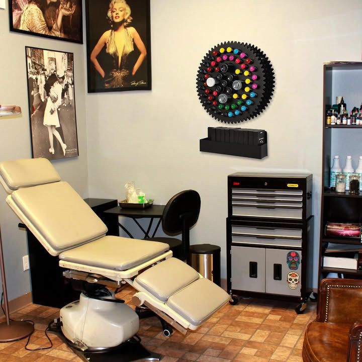 Tattoo Ink Wall Rack Display - 360* Turning Gear Wheel & Tray